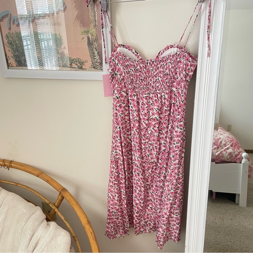 Hello Molly Model Me Midi Dress - Picture 6 of 6